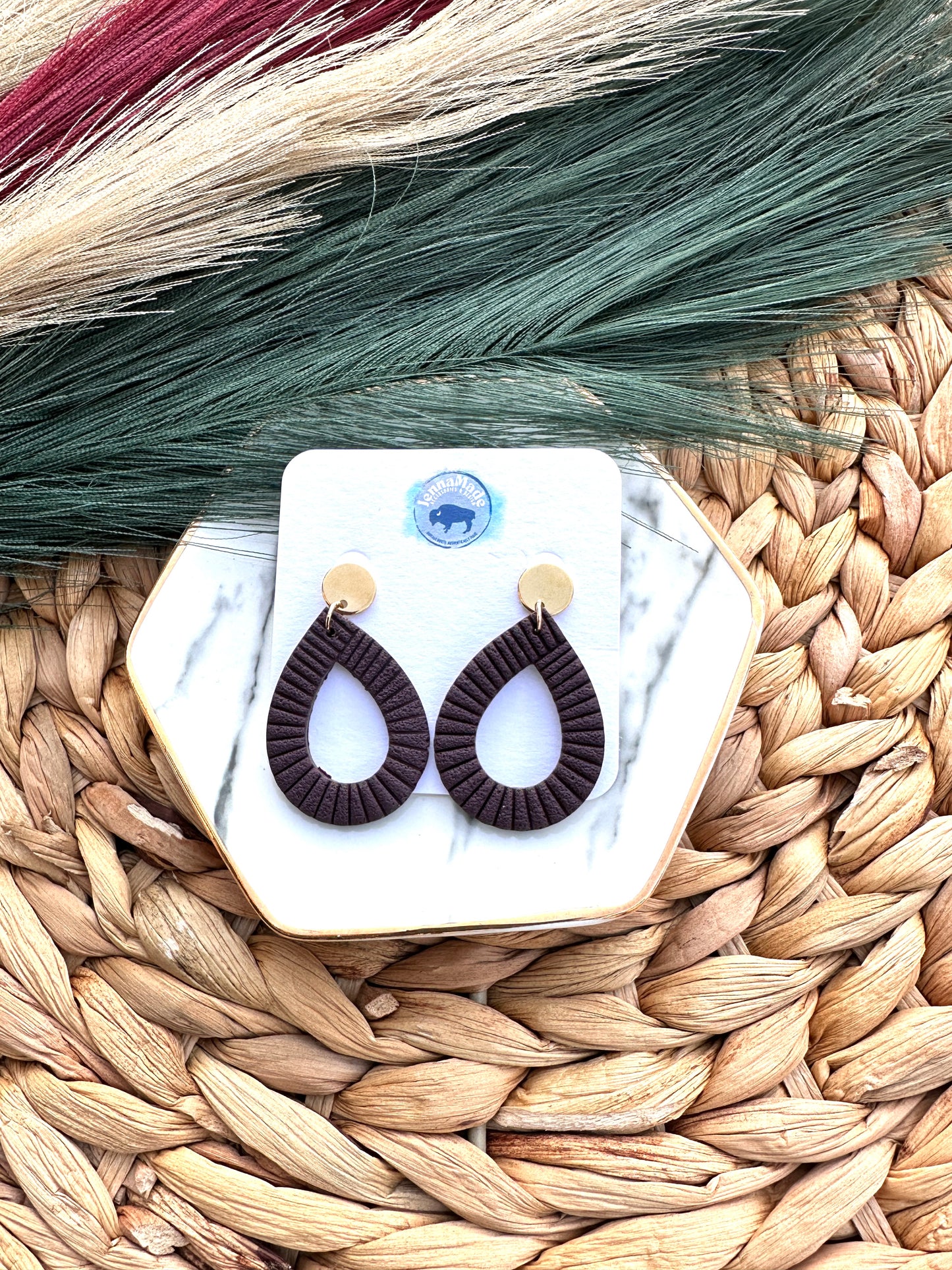 Ribbed Teardrop Earrings